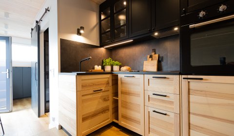 Luksusowa Naczepa 2 , ul. Kwiatowa 3A, Cigacice